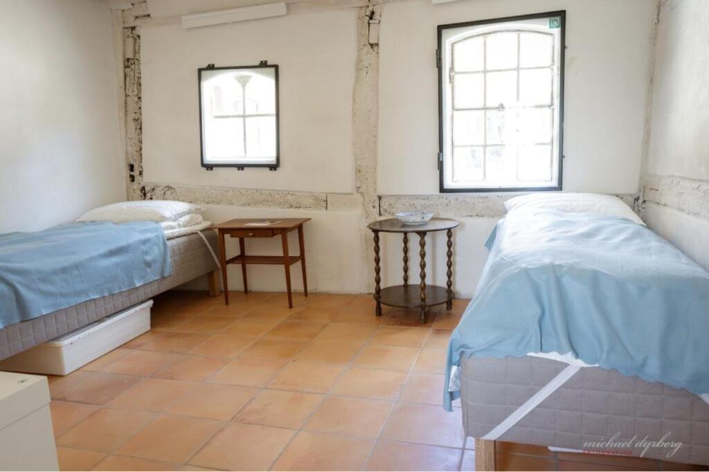 Ragnhilds Gard, Hostel Nyord Екстериор снимка