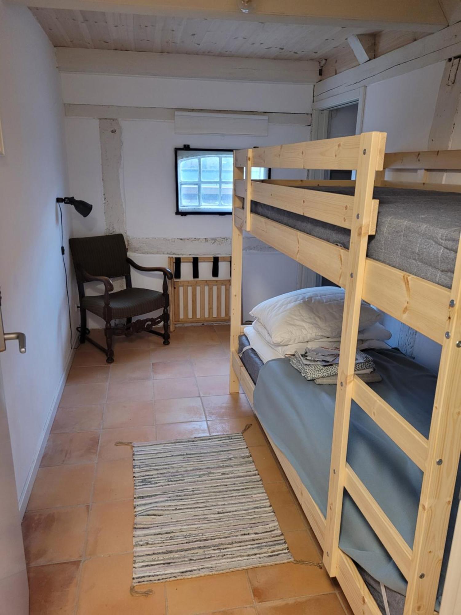 Ragnhilds Gard, Hostel Nyord Екстериор снимка