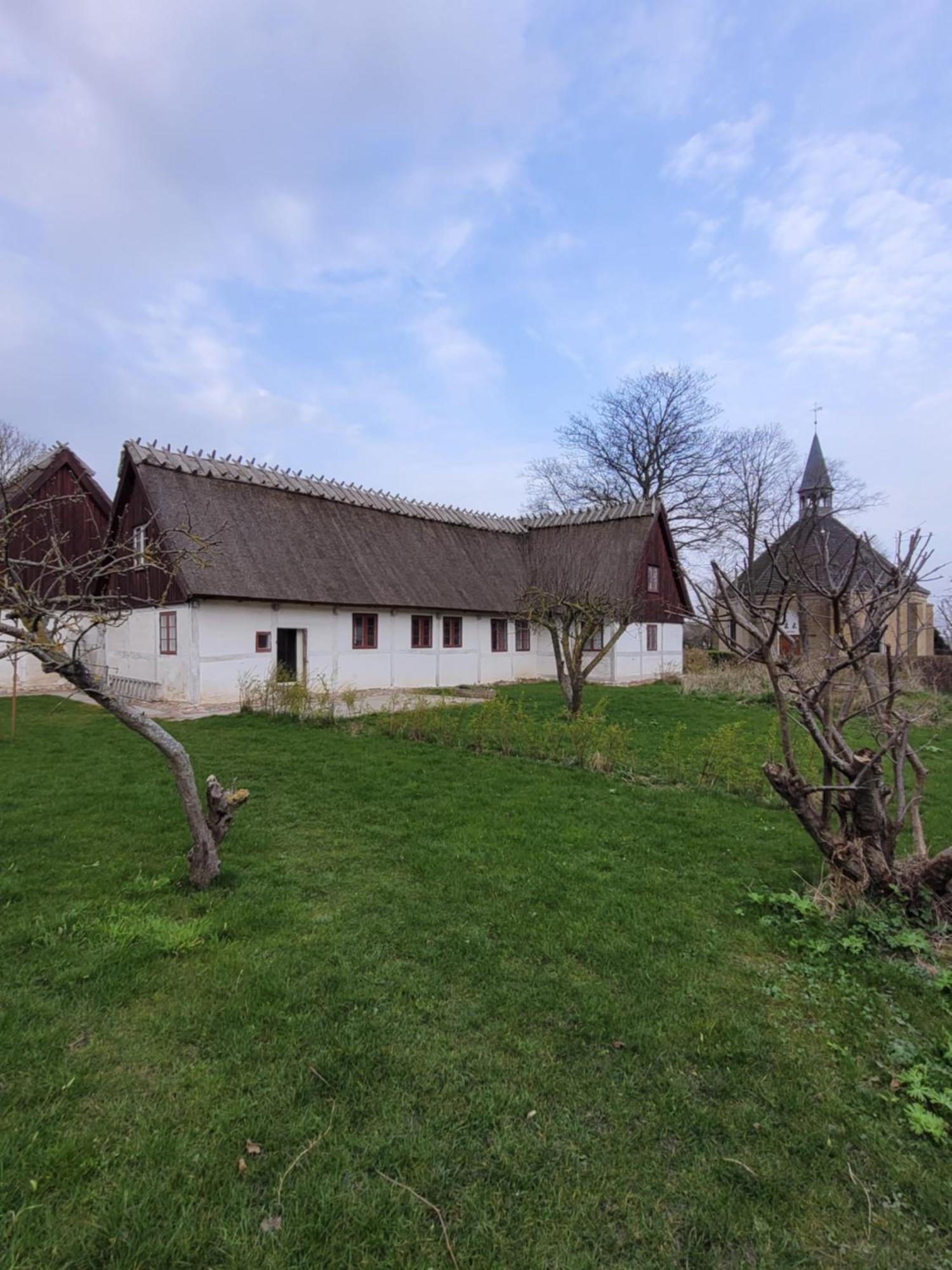 Ragnhilds Gard, Hostel Nyord Екстериор снимка