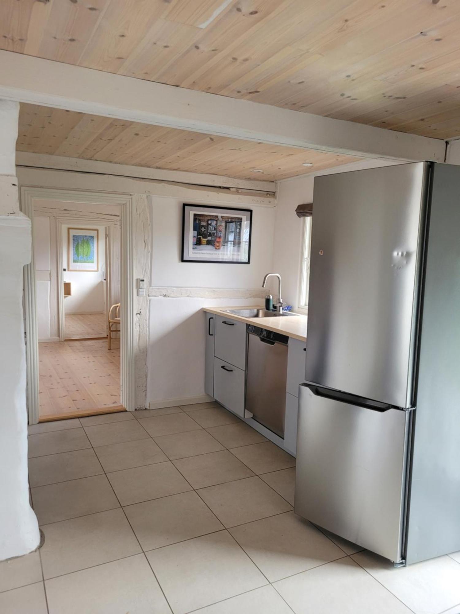 Ragnhilds Gard, Hostel Nyord Екстериор снимка